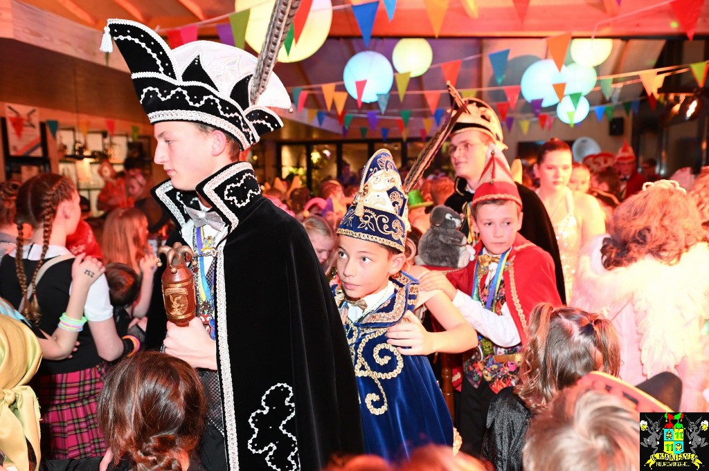 ../Images/Jeugddisco Middeleeuws Carnaval 058.jpg